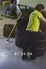 Nonton Film Don’t F**k with Cats: Hunting an Internet Killer Season 1 Episode 2 Terbaru Subtitle Indonesia